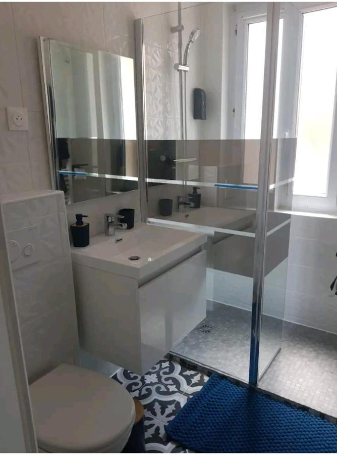 Apartamento La Nouvelle-Orléans - hyper-centre- 2mn SNCF - Wi-Fi Netflix gratuit Niort Exterior foto
